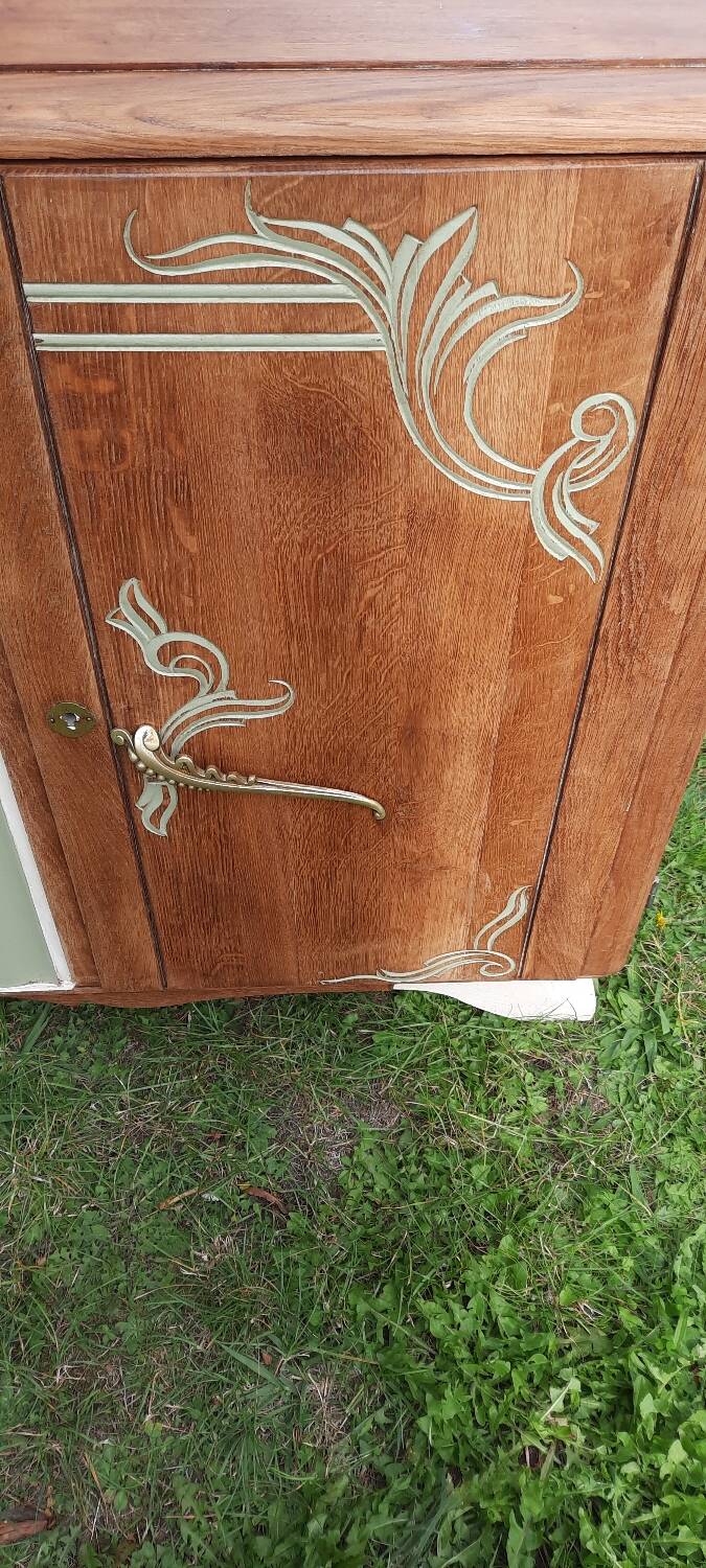 Buffet 2 tiroirs et 2 portes
