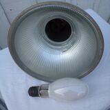 Workshop hanging lamp