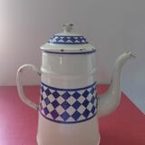White enamelled sheet metal coffee maker with blue diamonds in relief