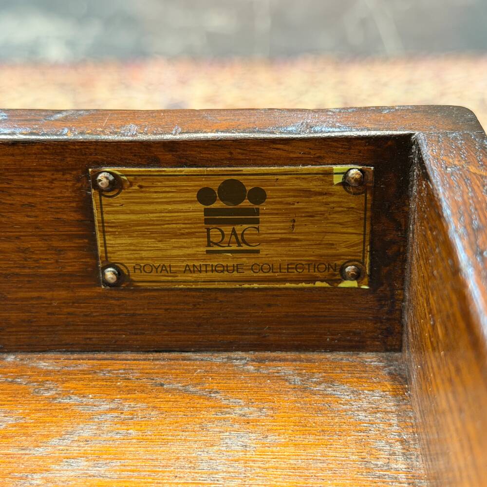 Bureau Chesterfield en cuir vert RAC Classic English