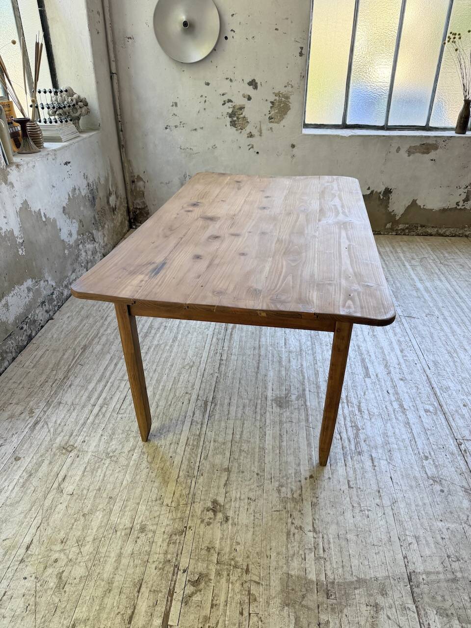 Beech and pine farmhouse table with spindle legs 170 cm