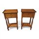 Paire de tables de chevet en merisier massif