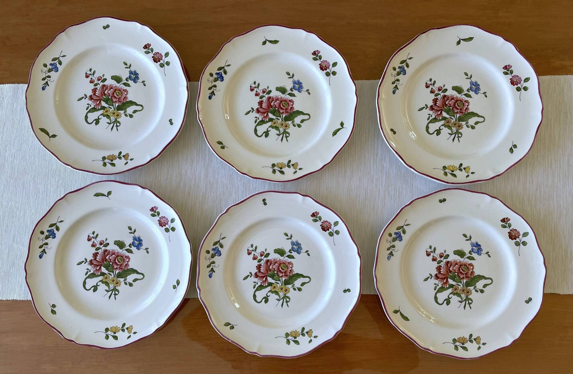 6 large flat antique plates in Saint-Amand earthenware (Nord)