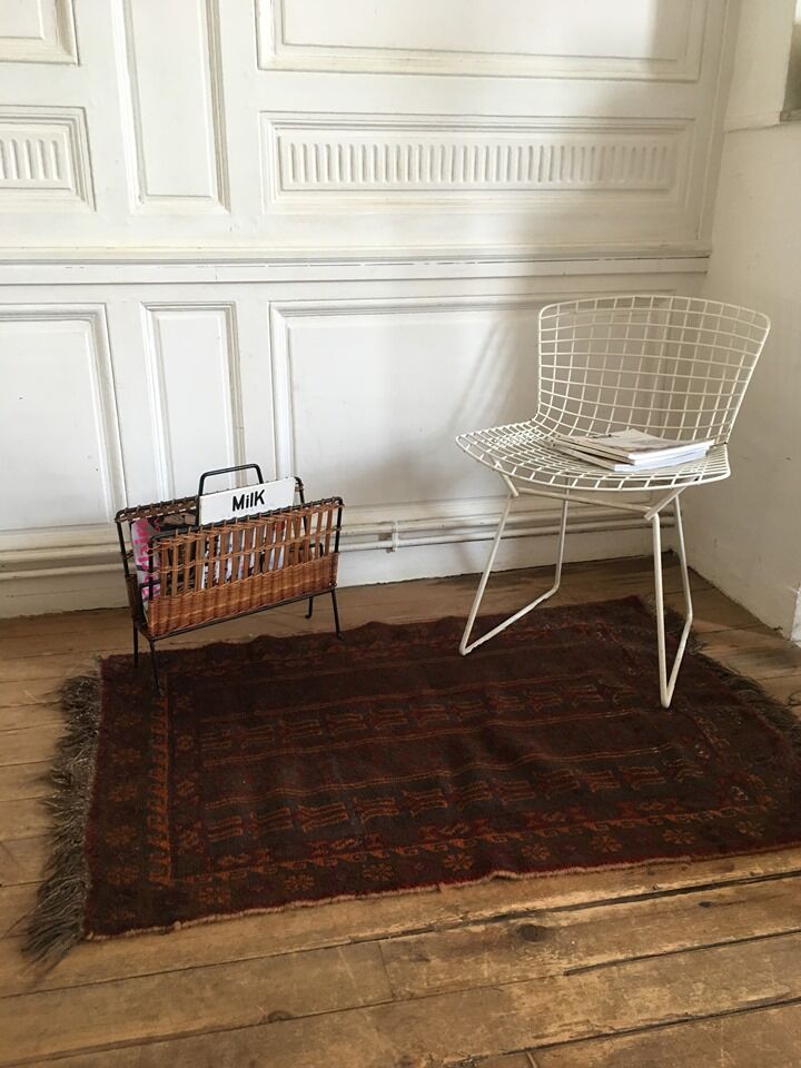 Vintage Persian rug 135cm x 120cm