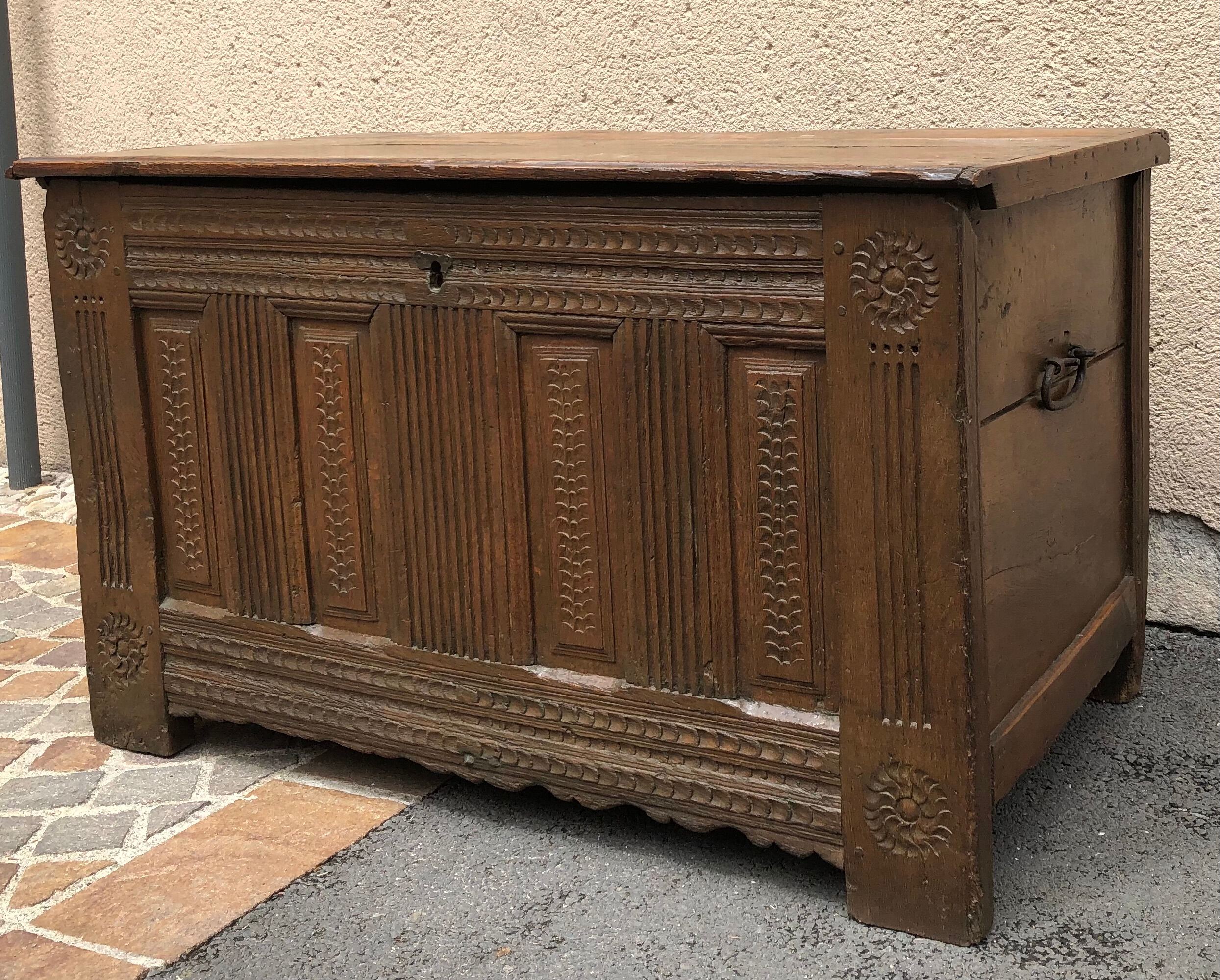 Chest solid wood eighteenth