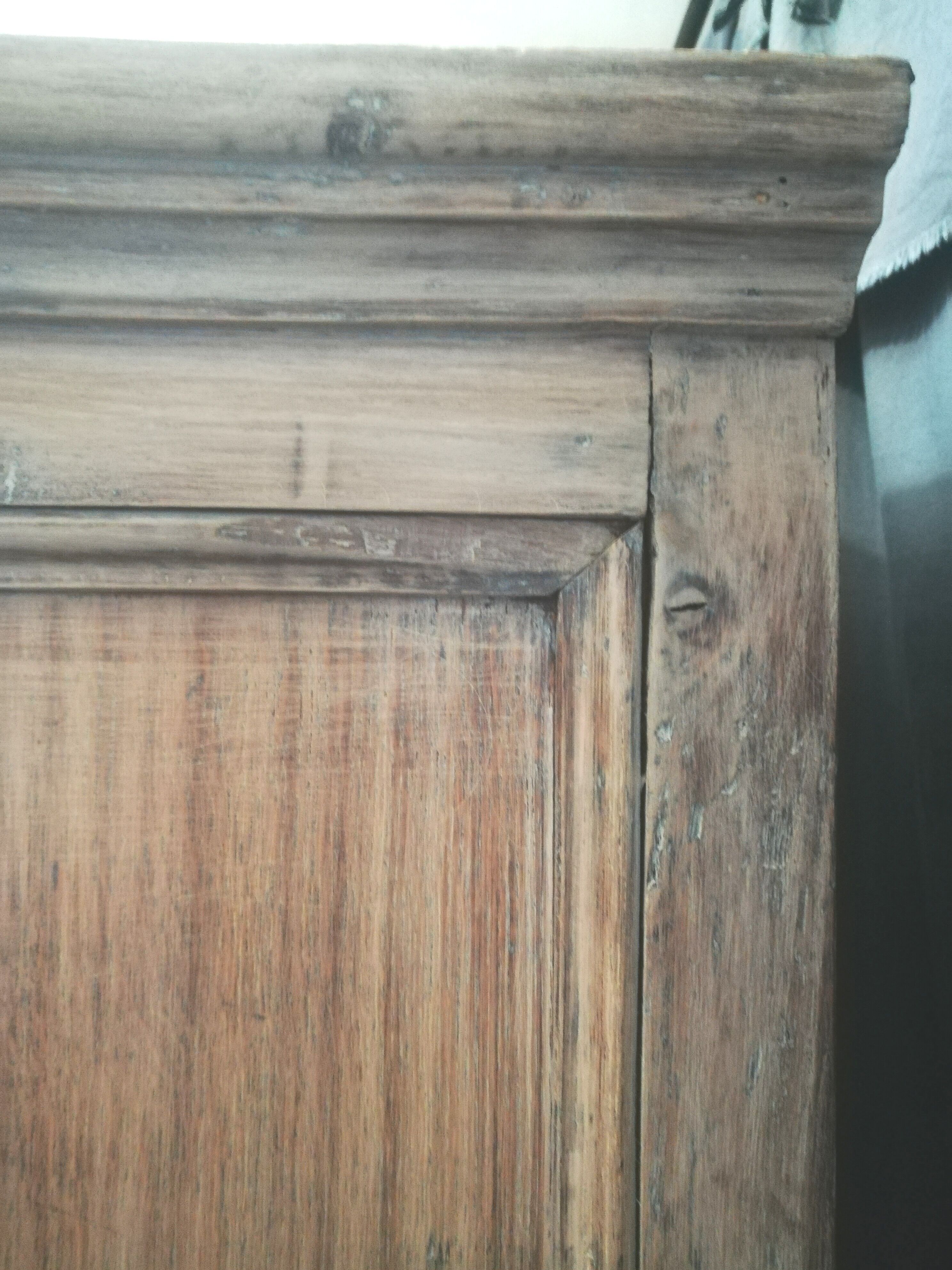 Mid-nineteenth century hindered oak