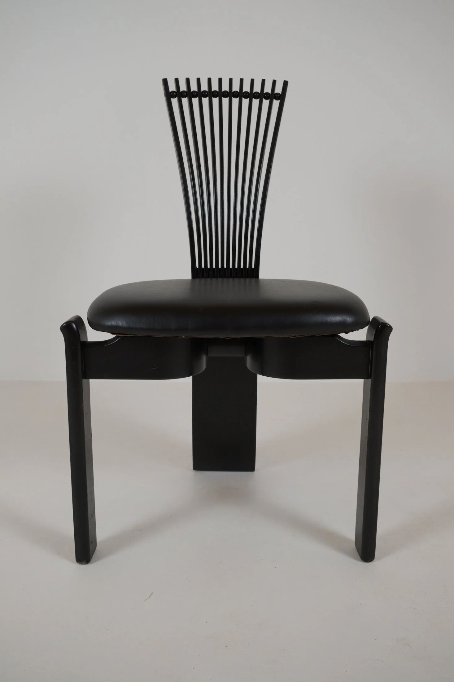 Set of 4 dining chairs "Totem" by Torstein Nilsen
