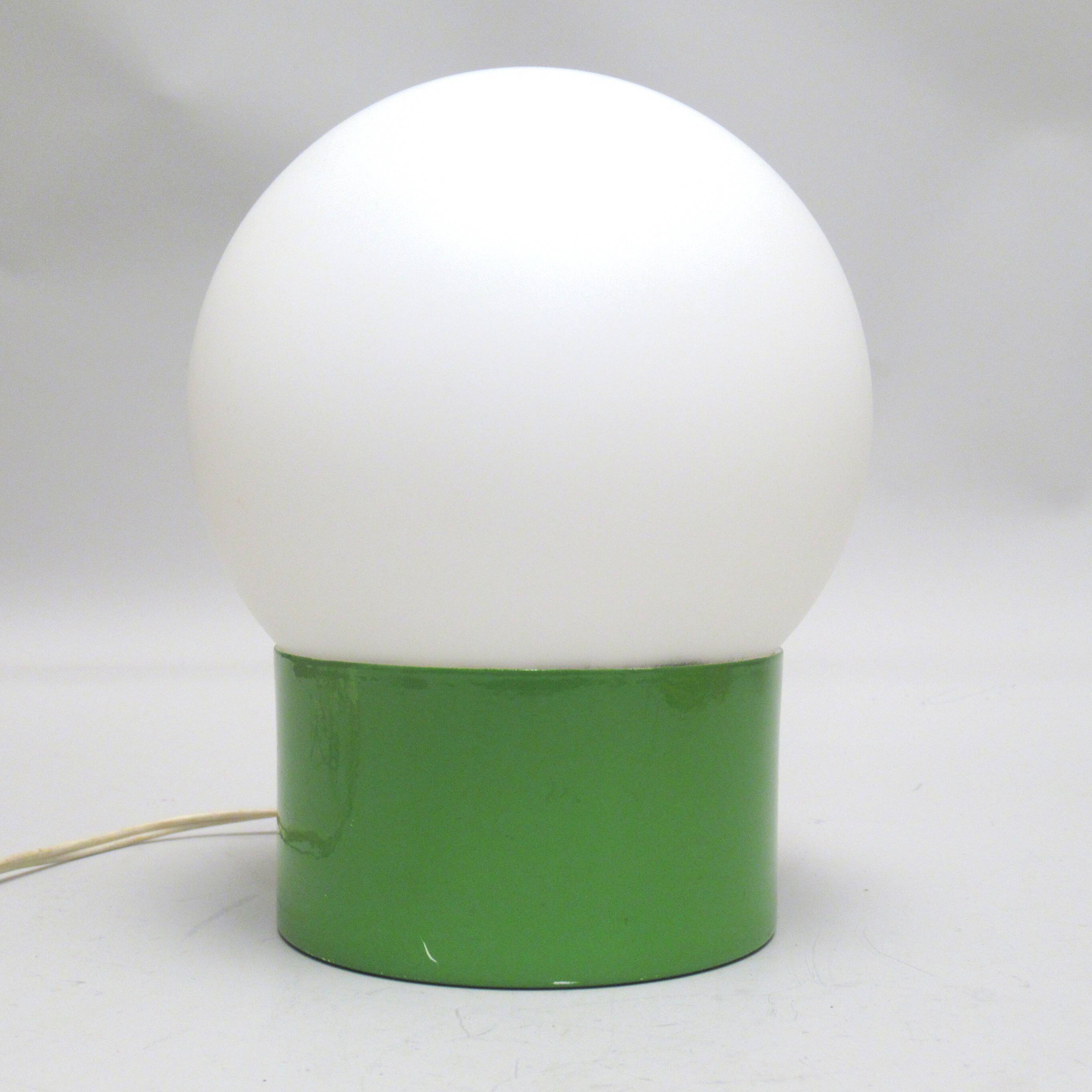 Lampe boule sur pied cylindrique vert années 70