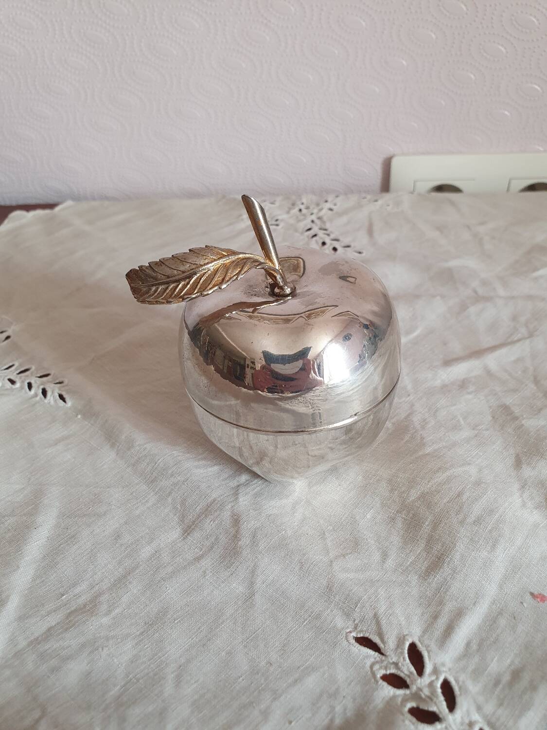 Vintage hollywood regency style apple shaped silver metal box