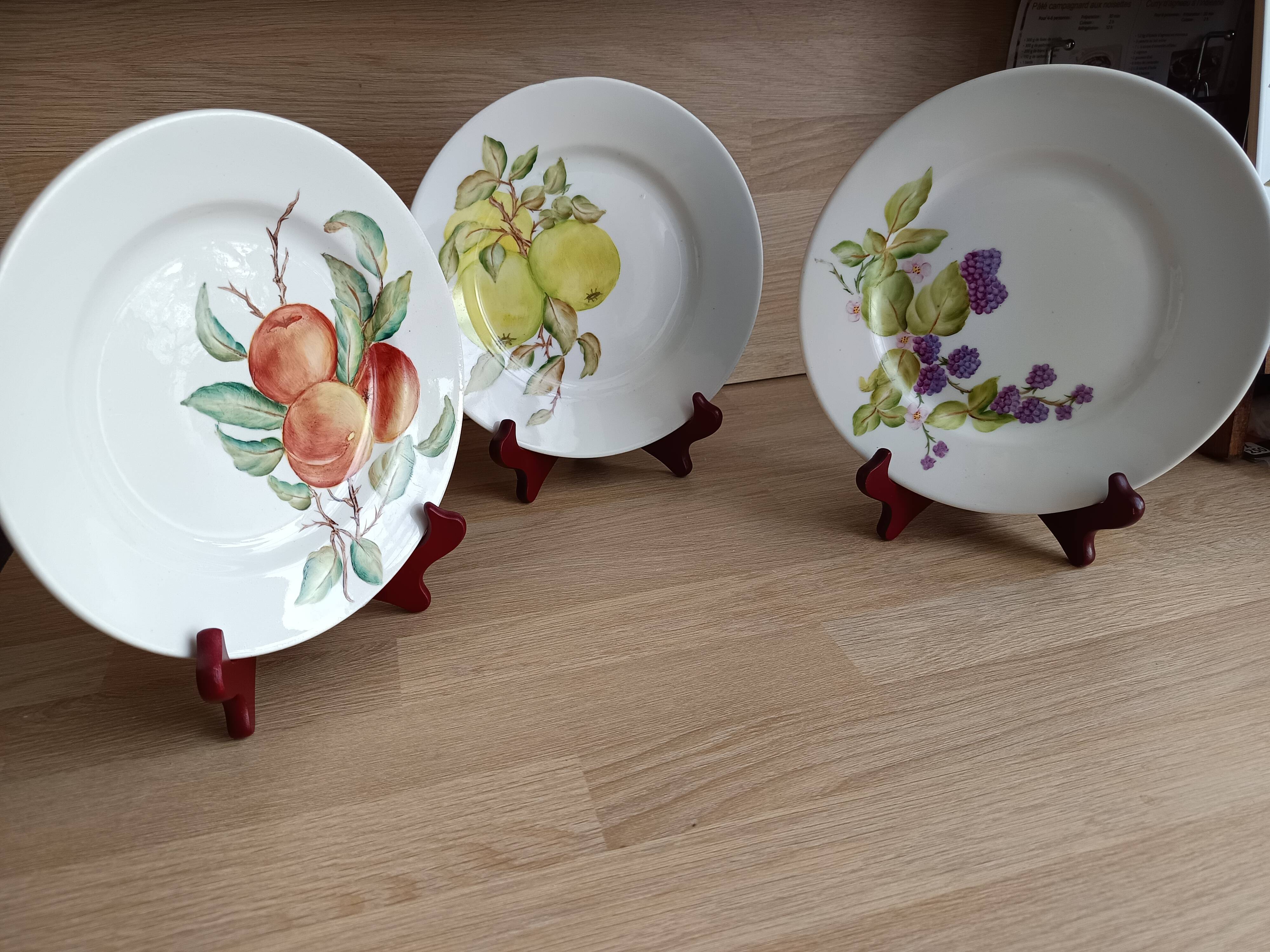 3 hand-decorated plates