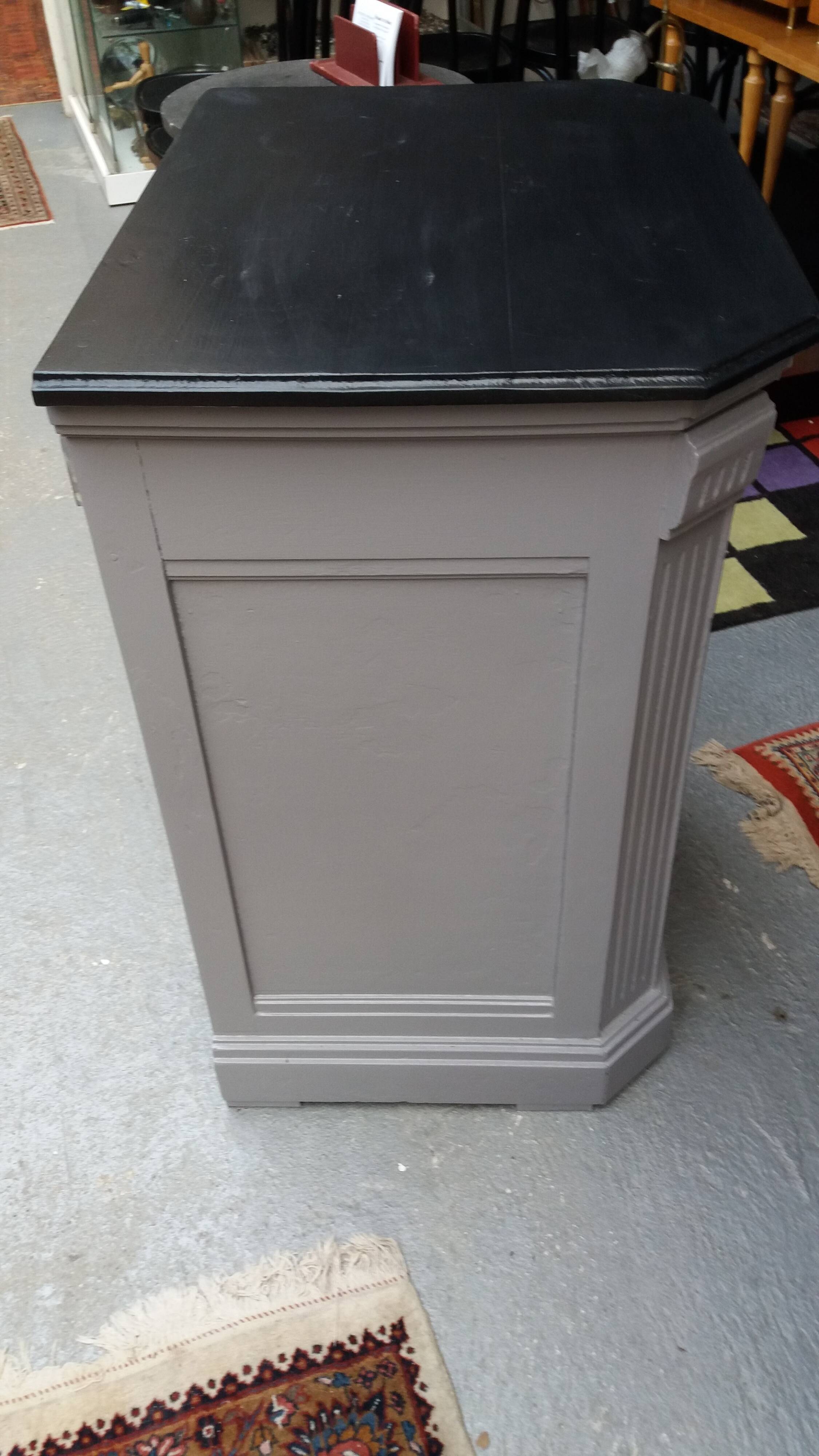 Store counter/cash register