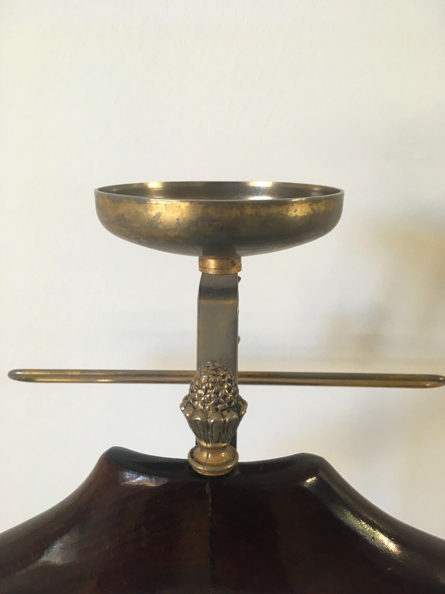 Vintage 70s room valet