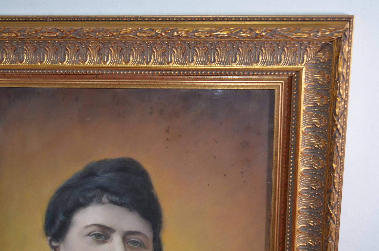 Dessendier (French School of the 20th century) Portrait of a woman in the antique style Pastel signed and dated 1927