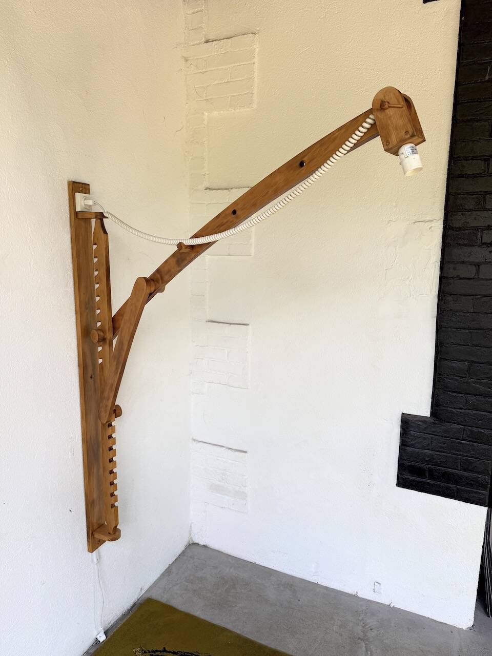 Mountain furniture gallows France pine