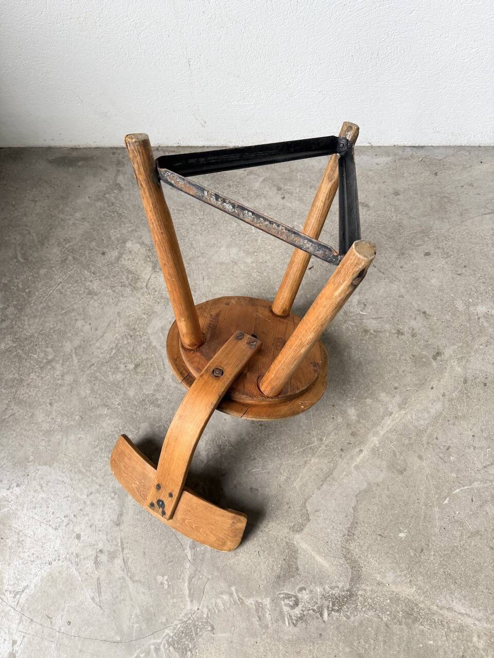 1950 tripod workshop chair
