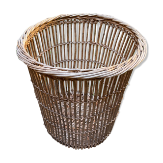 Deep wicker basket 70