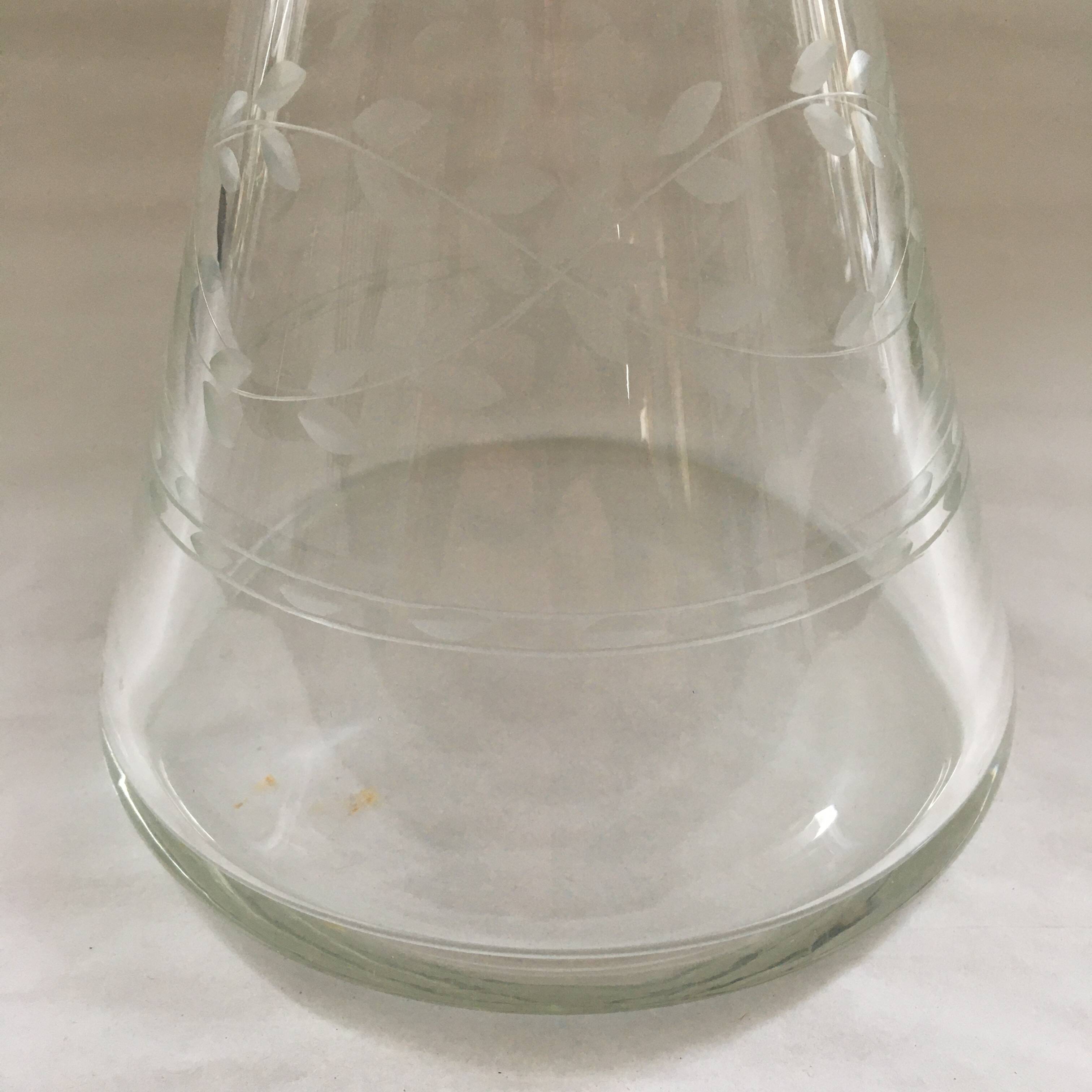 Carafe with chiseled floral decoration