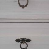Old chest of drawers