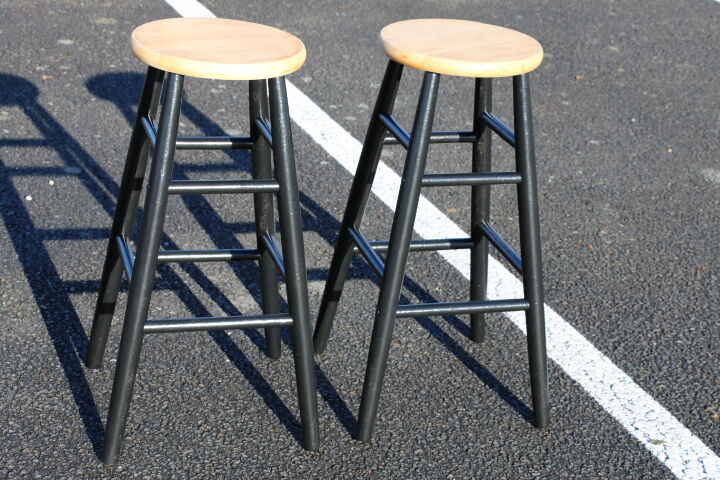 Paire de tabourets bois style scandinave 735mm