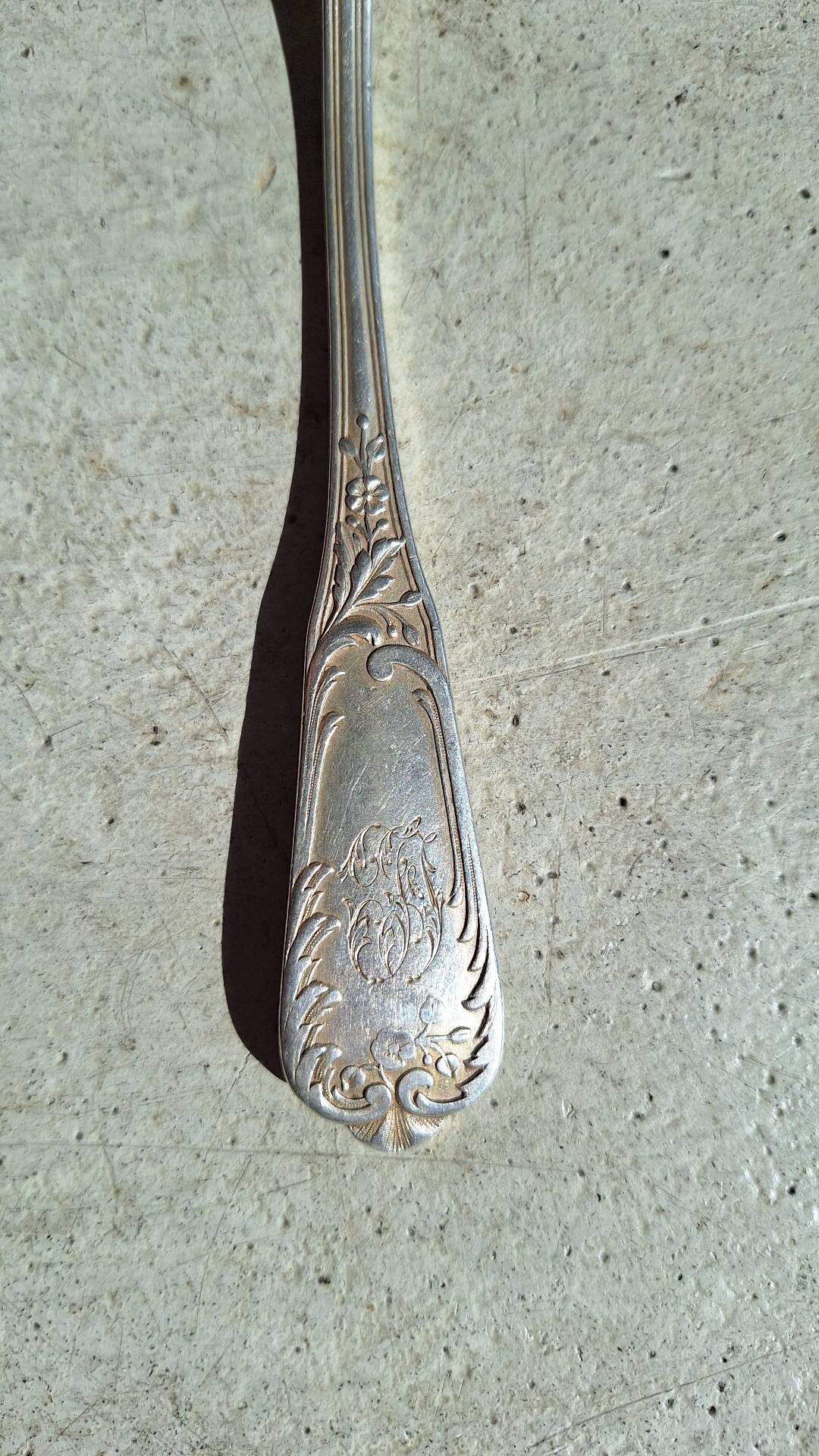 Fourchette de table en argent massif orfèvre Paul Devaux