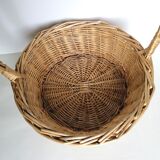 Braided wicker fruit basket
