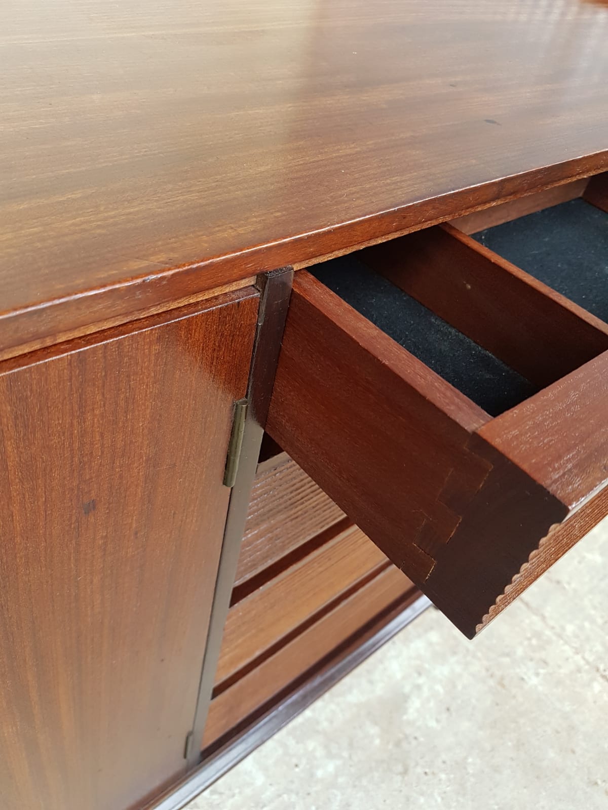 Sideboard