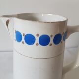 Water pitcher