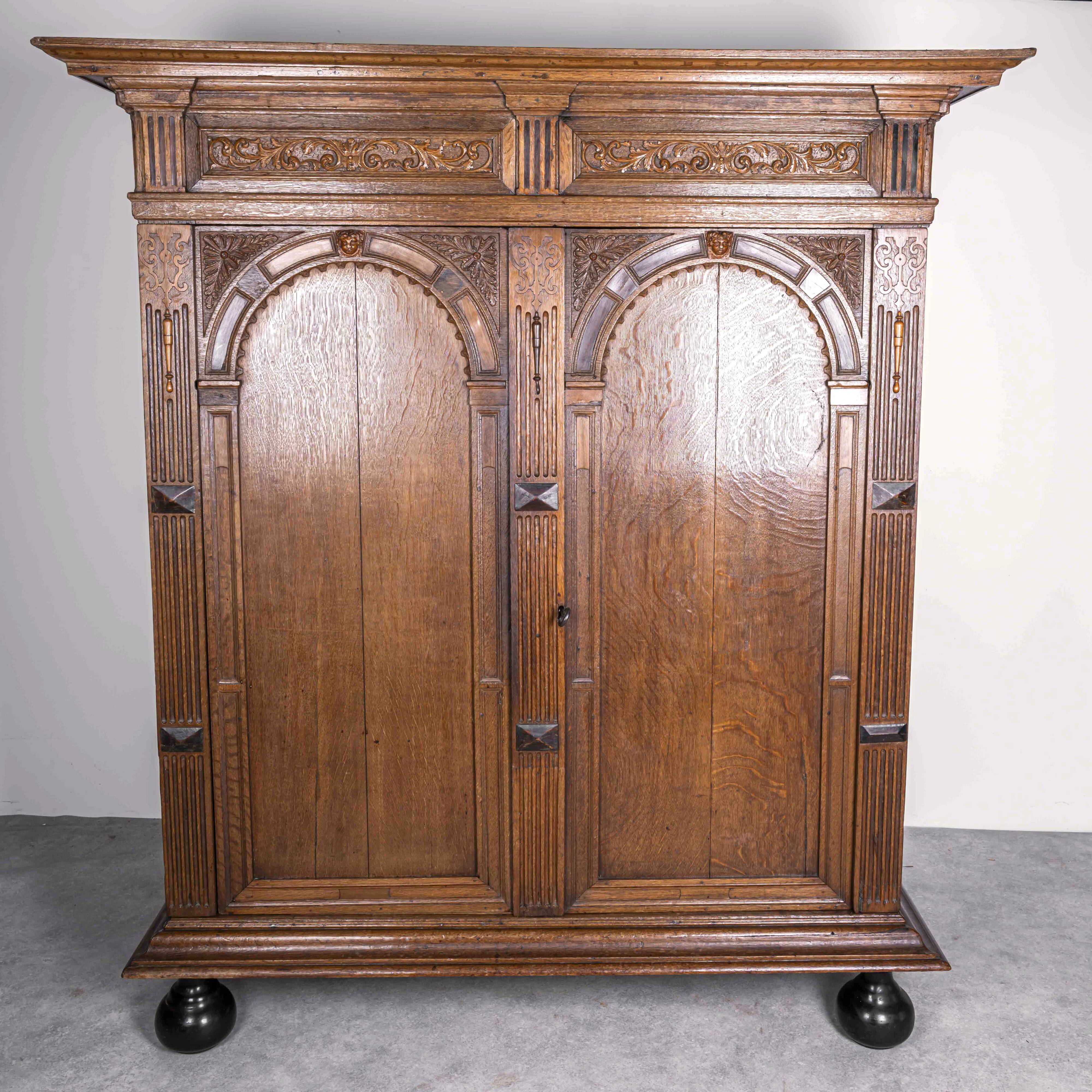 Antique Clothes Press, Netherlands, 1650s