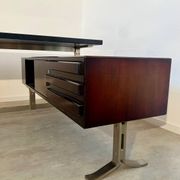Vintage president corner desk in rosewood design by Gianni Moscatelli vintage