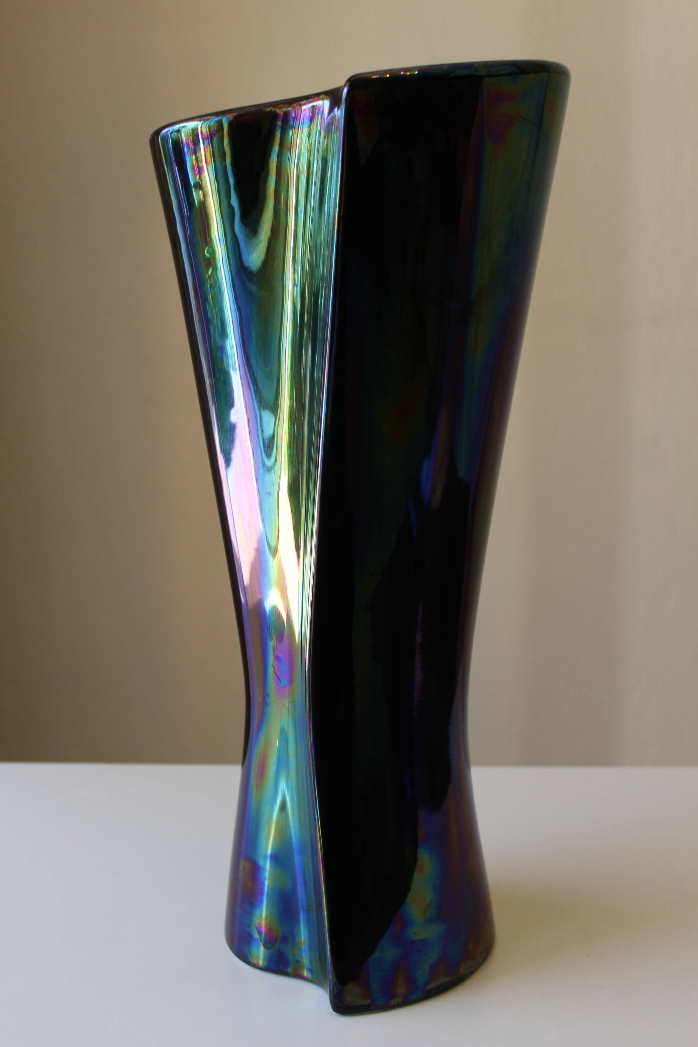 Large iridescent vase Verceram n° 6397 60s