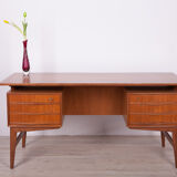 Mid-Century Freestanding Teak Desk, 1960s