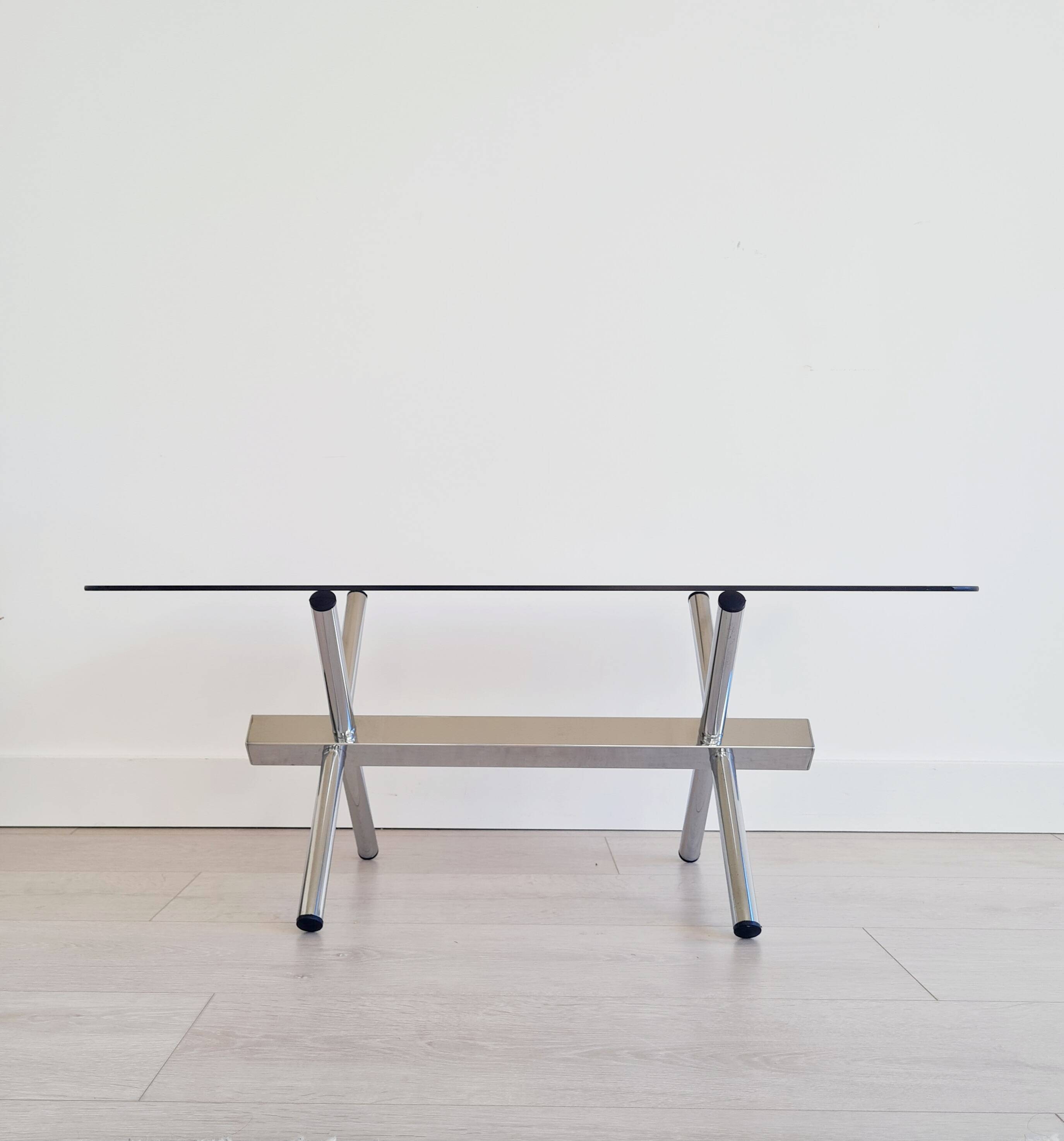 Table design basse chrome et verre années 70