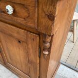 Early XXth century fir China buffet