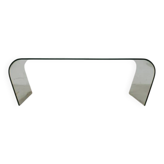 Vintage coffee table in tempered glass with a minimalist design.