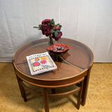 Table basse ronde en teck vintage rétro du milieu du siècle par Nathan Trinity 1960