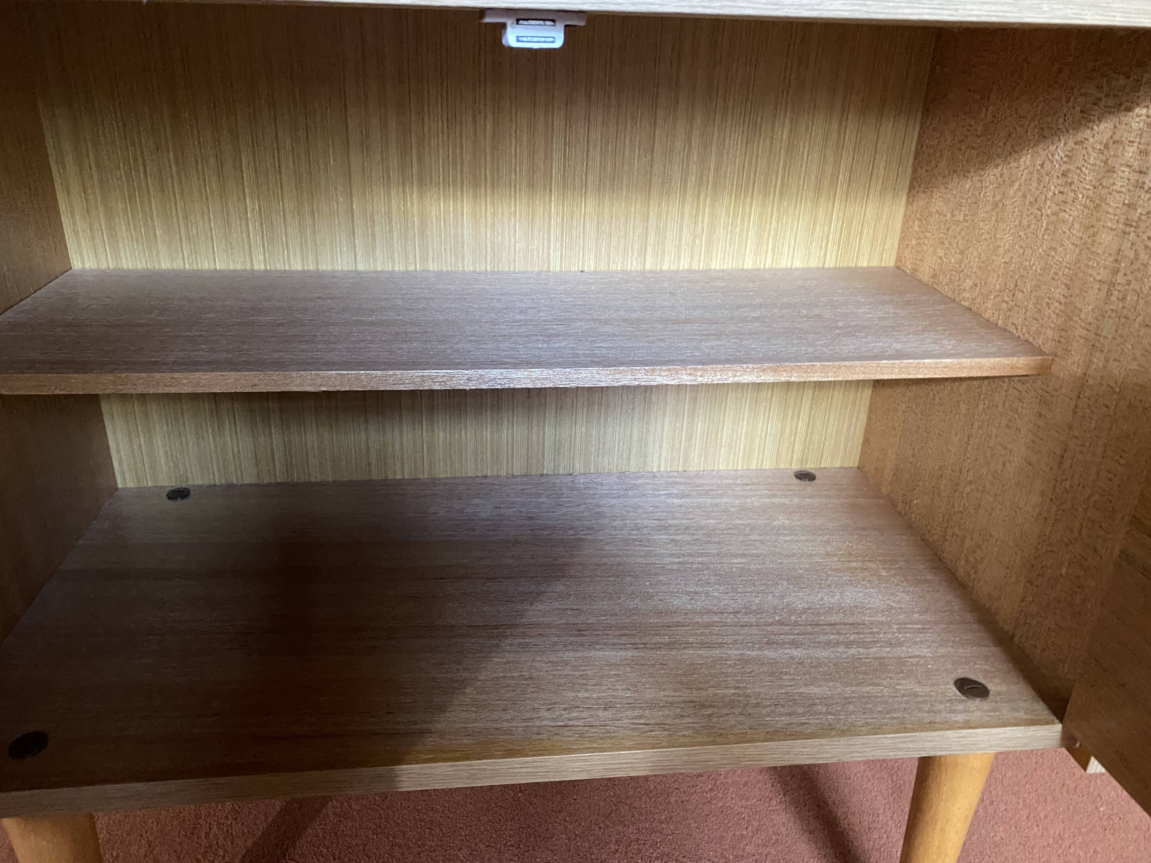 Small showcase bookcase 1950/1960