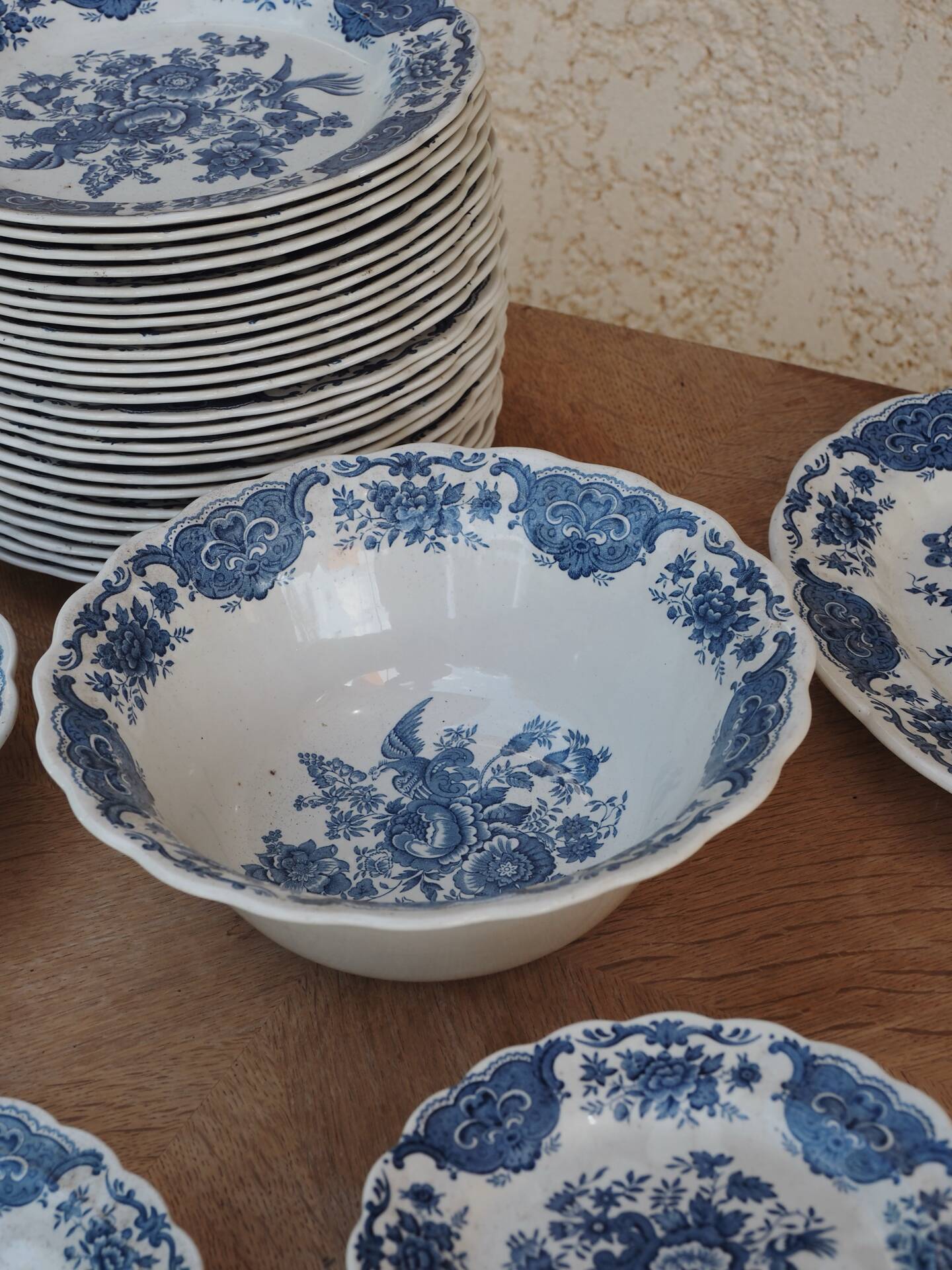 English porcelain service Ridway Staffordshire, 1980s