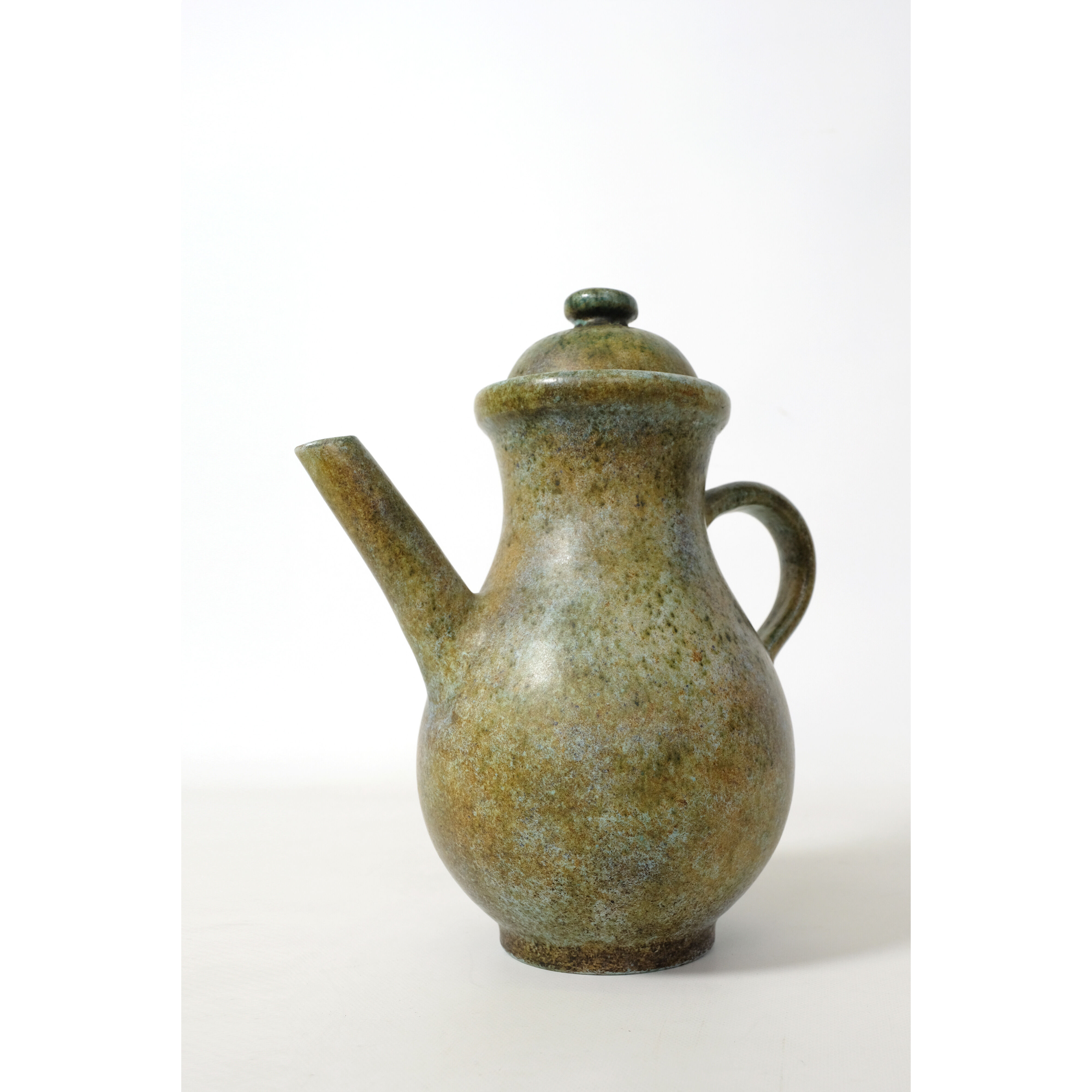 La Grange aux Potiers, ceramic pourer with green cover, 35 cm
