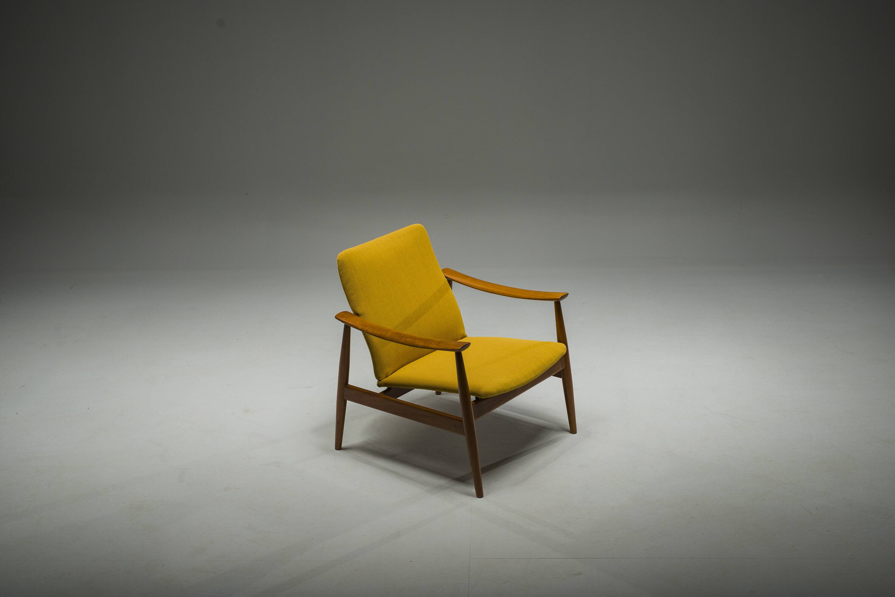 Mid-Century Danish Easy Chairs Model 138 by Finn Juhl for France & Søn, 19