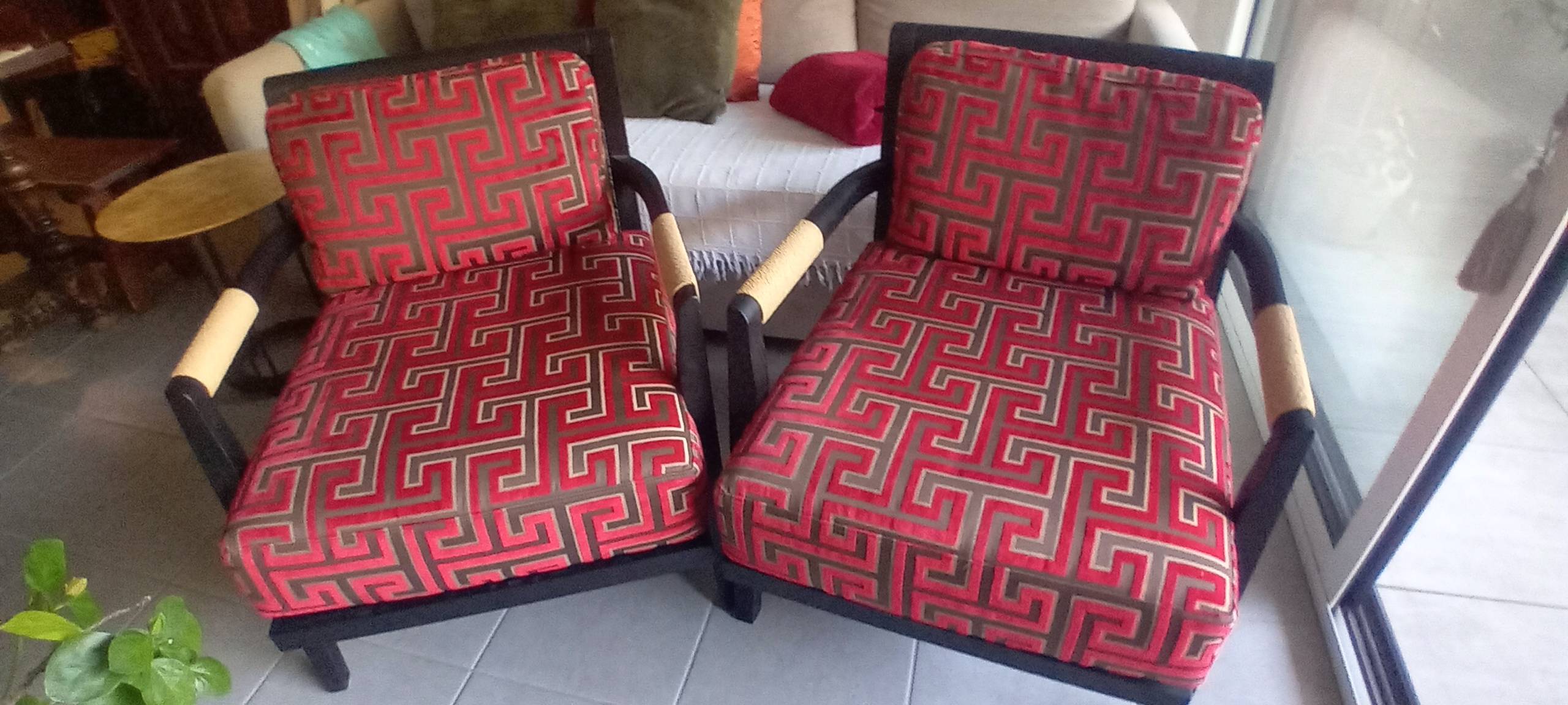 Fauteuil colonial motif labyrinthe