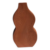 Vase plat en faïence rouge fait main creation artisanale
