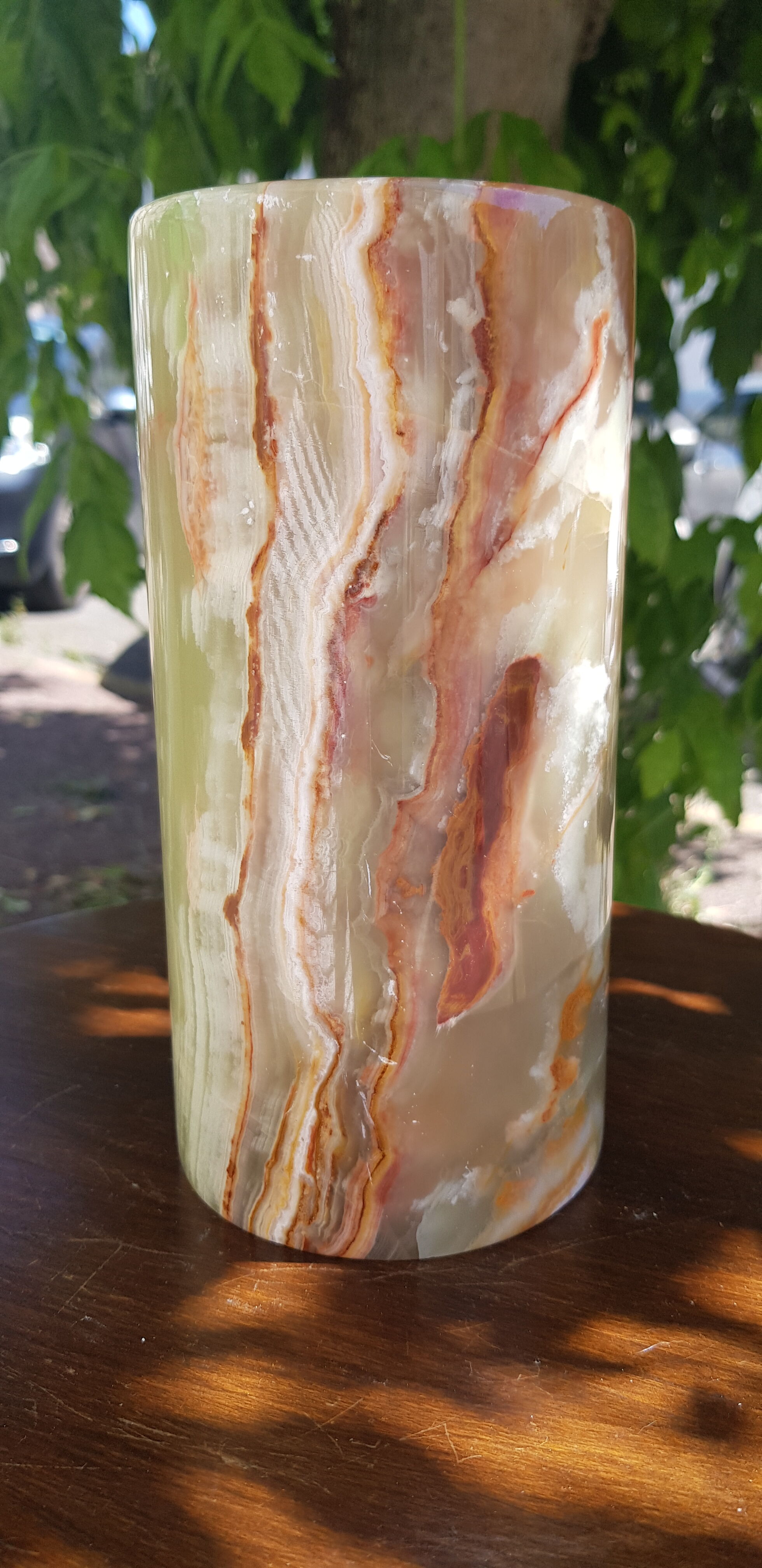 Onyx cylindrical vase