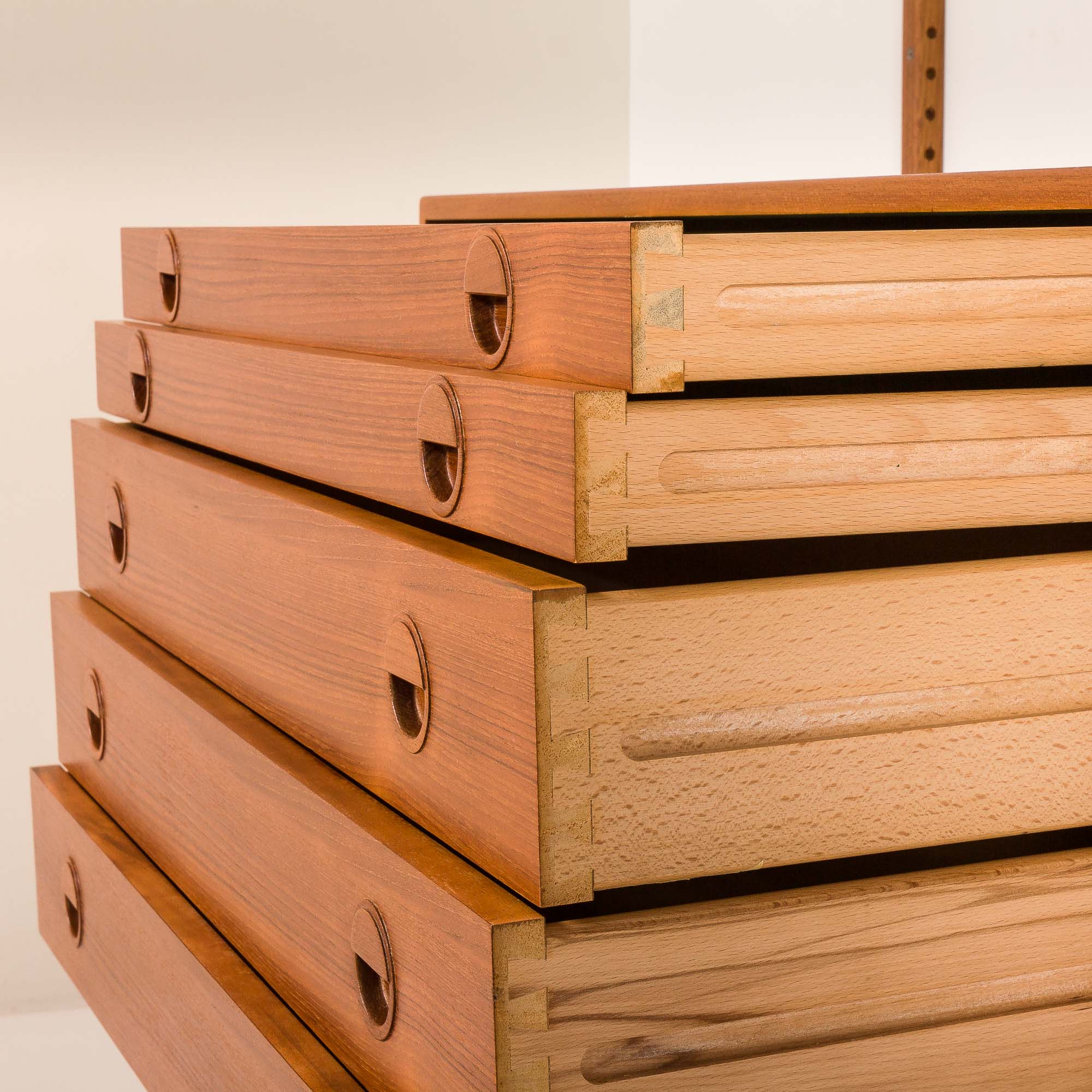 Hansen and Guldborg extra wide shelving unit in teak, 1960s