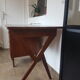 Bureau scandinave pieds compas