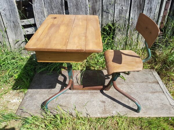 Ancien bureau pupitre évolutif enfant metal