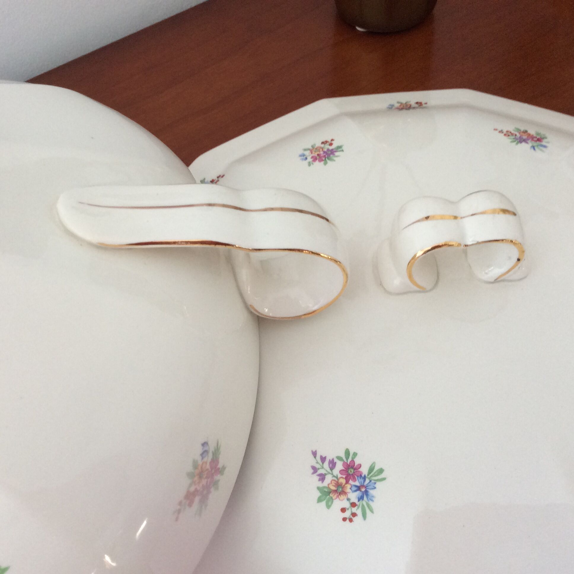 Old dodecagon tureen opaque porcelain Ceranord "Minerva"