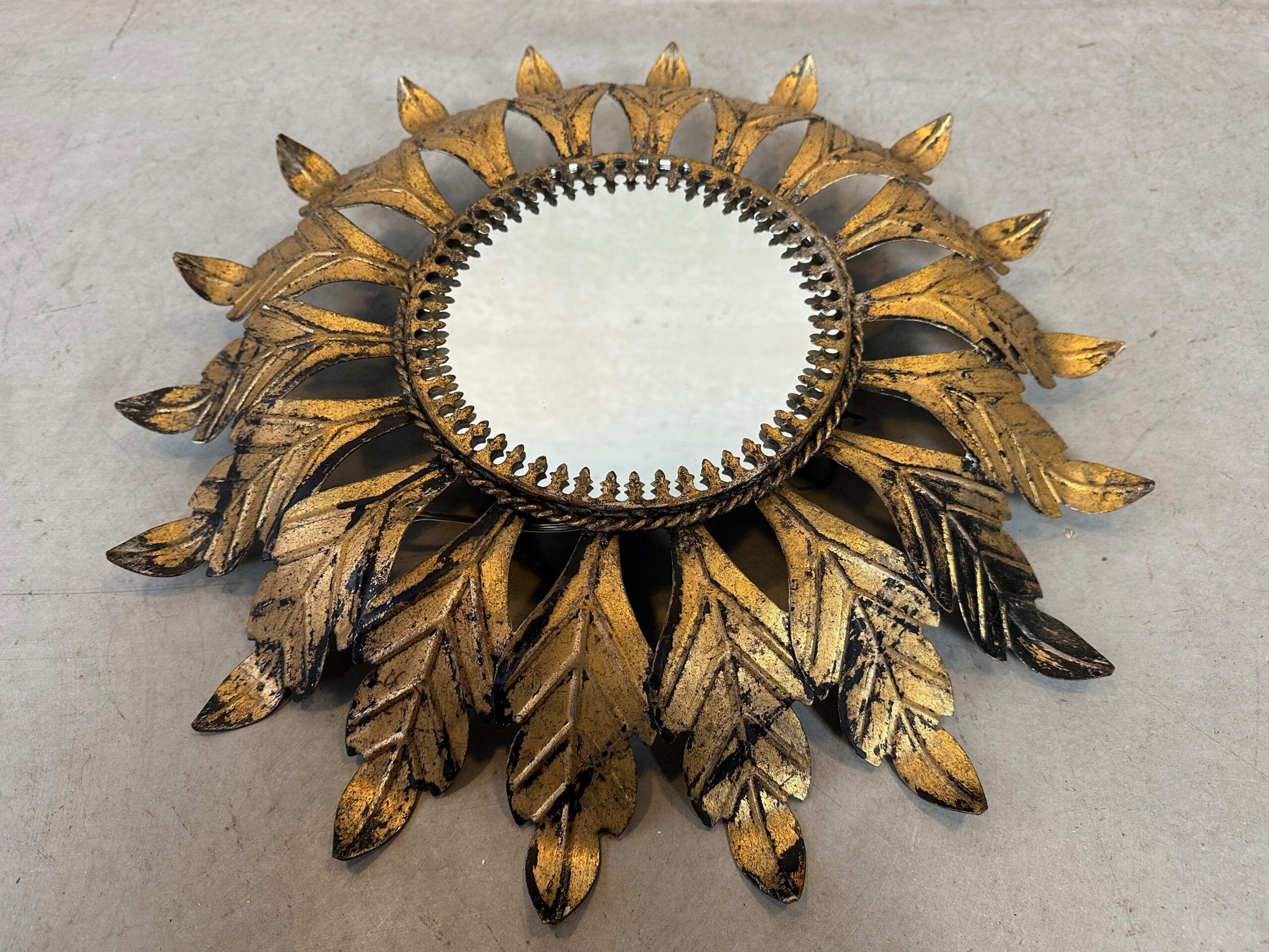 Vintage 'Sunburst' lamp / mirror