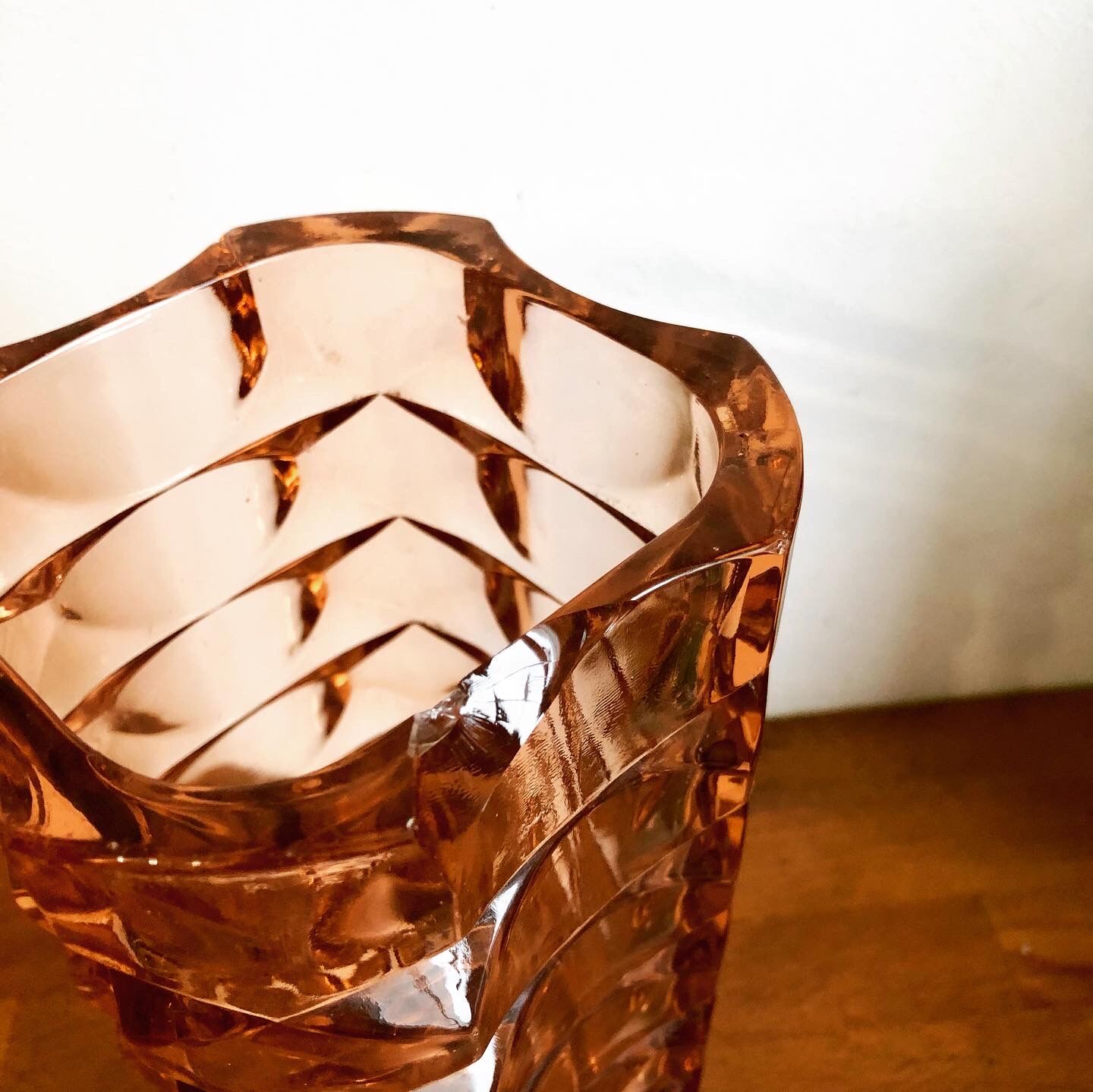 Vase Art Deco rose