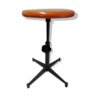 Metal stool orange