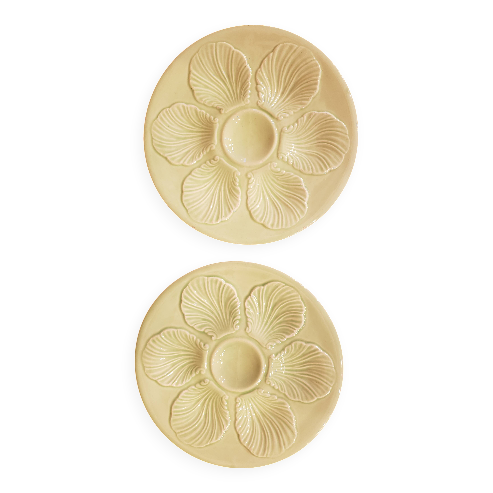 2 Proceram oyster plates from the 50s-60s